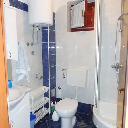 Zaklopatica 8347b Appartamento *